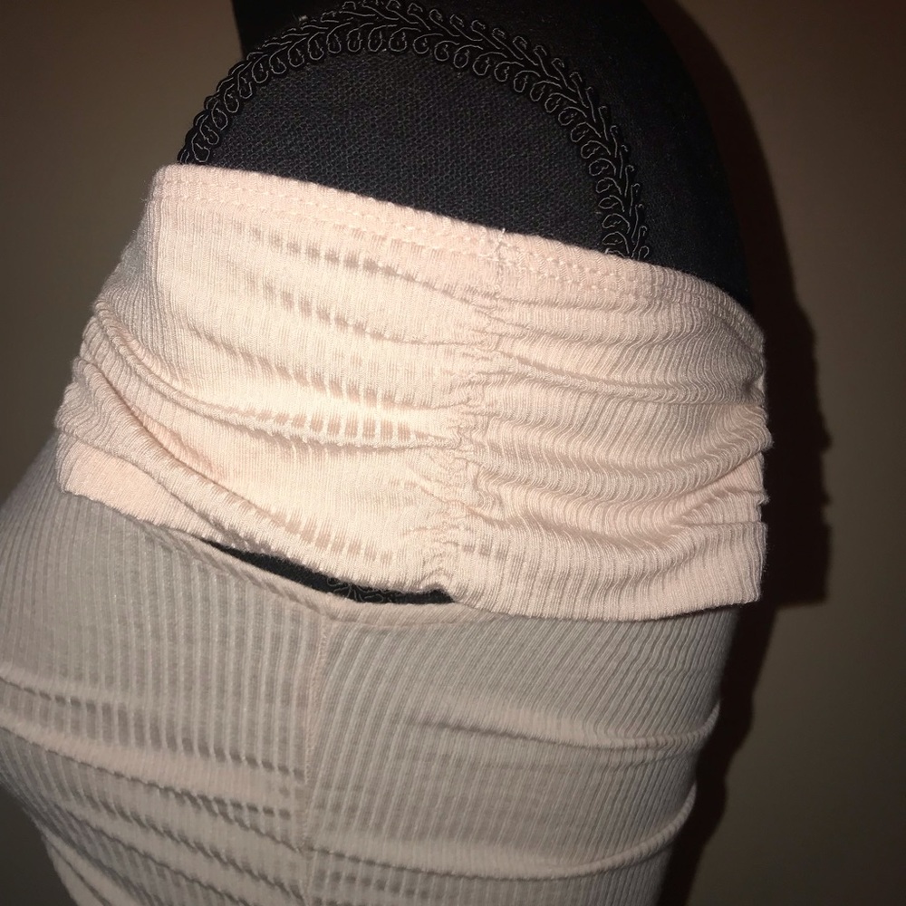 Crop top - Picture 2 of 2